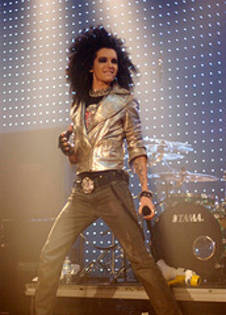3203138291_a71ca7a492_m - tokio hotel concerte