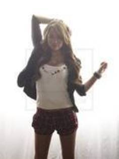 (2) - Miley Cyrus
