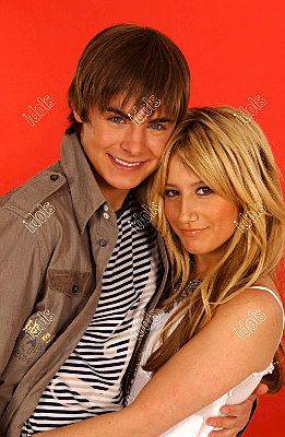 01je7 - Zac Efron and Ashley Tisdale