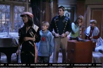 normal_03~8 - The suite life of Zack and Cody