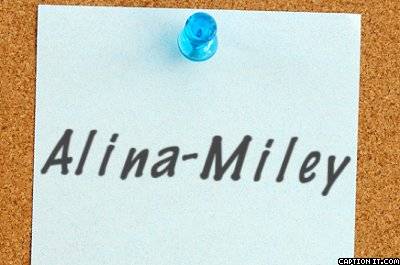 Alina-Miley(albastru):mileysupermegaextraultrahipertotalfan - Club Nume