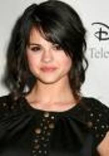 4523 - Selena Gomez