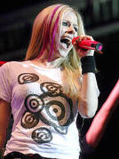 DZWINZHHOREITVXYOFI - Avril Lavigne