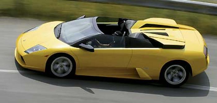 112_0310_First_Drive_2004_Lamborghini_Gallardo_01l+2004_Lamborghini_Gallardo+Drivers_Side_View_Drivi