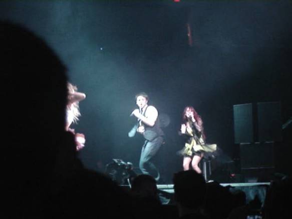 mov018610002zf1hj7 - poze Dulce Maria si Christopher Uckermann