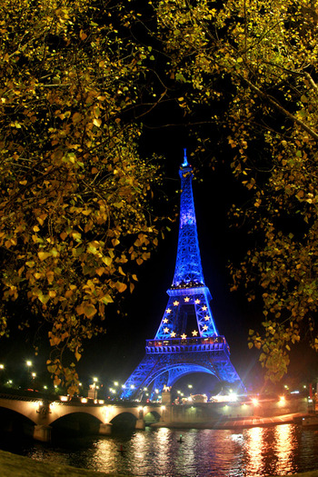 Turnul_Eiffel_noaptea - Turn Eiffel