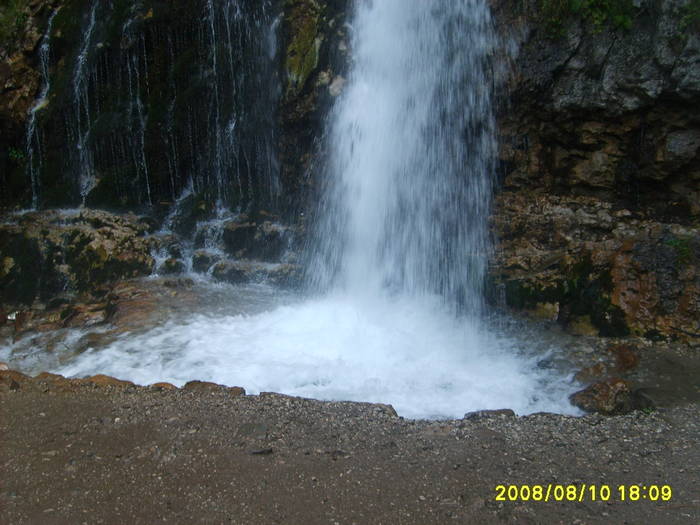 S5001120 - cascade din excursie