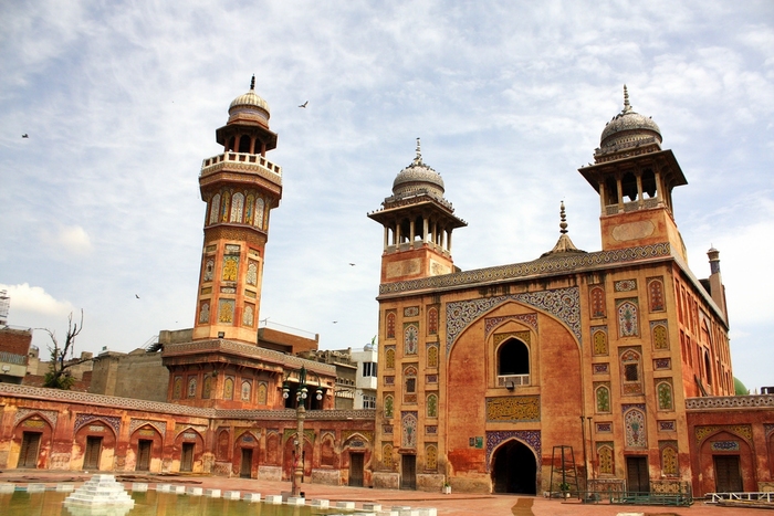 Wazir Khan's Mosque in Lahore - Pakistan - Islamic Architecture Around the World