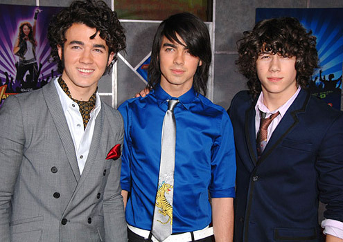 XZUVZUNMSAJBJYVUEIN - Jonas Brothers Photoshotts