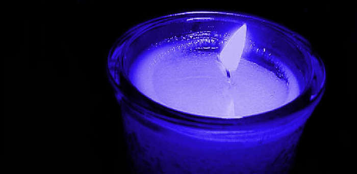 candeluta albastra - diferite candelute-lumanarele decorative