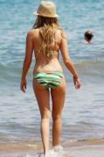 LUUBOGRCVSIUKPQFBMS - ashley tisdale