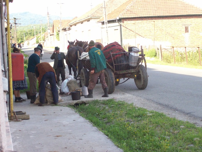 ; pregatiri pentru plecarea la munte
