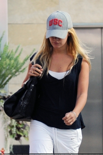 2 - Ashley Tisdale