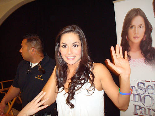 SRCZYHYXXKEOEAUSSSH - Carmen Villalobos
