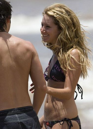 ashley-tisdale-9