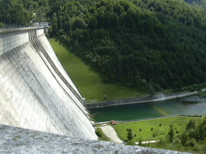 vedere de pe baraj - 4 Bicaz _Ceahlau