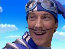 OLYAIATXALTEHOWVNKS - lazy town oraselul lenes