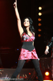 SXEMUVFLLTODYYPKSSR - maite perroni-rebede