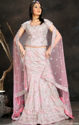 Shimmer%20Wine%20Colored%20Lehenga%203 - saree-uri de Dulhann