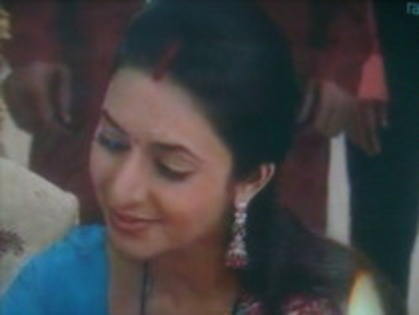 MIRRRHQOVEJHYYNSRUO - ZzZzZ Un Album Cu Multe Pagini ZzZzZ