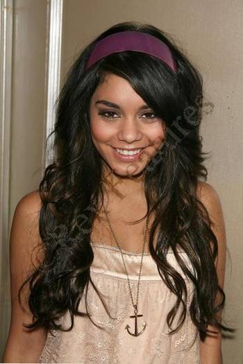 vanessaannehudgensdotneoi4 - Vanessa Hudgens