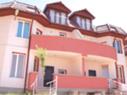 anunt_08_1187079999_1