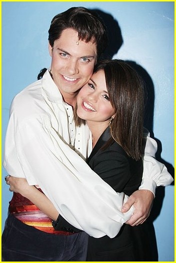 selena-gomez-drew-seeley-