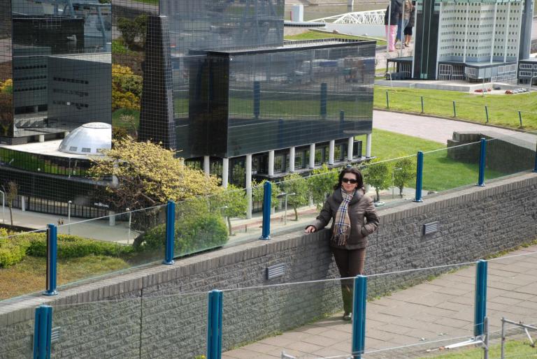  - MADURODAM