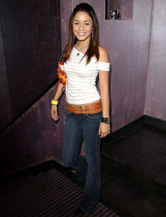 001-hudgens-2004-bday-party-xl - toate pozele mele cu hsm