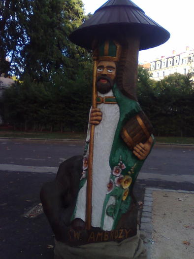 Imagine1218 - ApiMondia