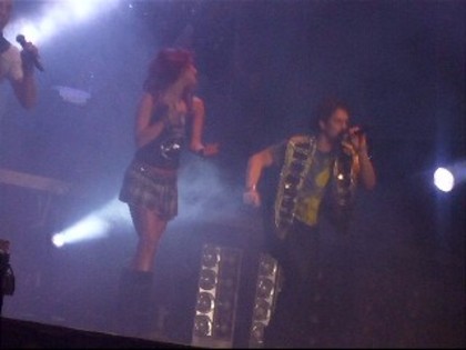 jejeje...RBD....poze de la concertul lor din Romania...chidoooo!!! (409)