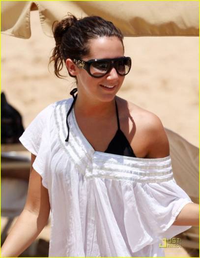 TBGWWBGOHIPPJZMFCEK - Ashley Tisdale