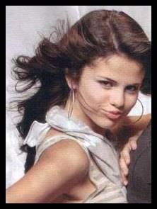 3076428797_43ffb6e75c_o - Selena Gomez