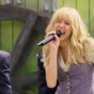 Hannah_Montana_The_Movie_1255800083_4_2009 - Hannah Montana