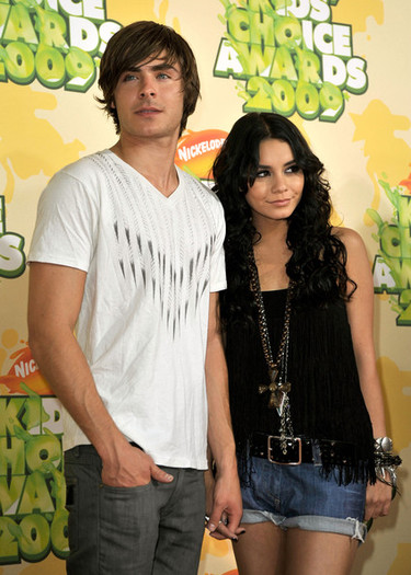 Nickelodeon+22nd+Annual+Kids+Choice+Awards+8PeAA3ruis-l