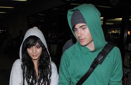 gs_zac_efron_vanessa_hudgens_081028_m - VANEssa Hudgens and ZAc efron