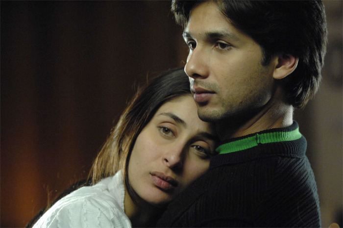 Shahid-Kapoor-Kareena-Kapoor3-787384-787411 - Jab We Met film indian