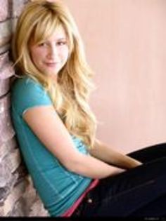 Ashley Tisdale (2) - Ashley Tisdale