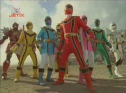 ag30300n107617 - Power RangerS