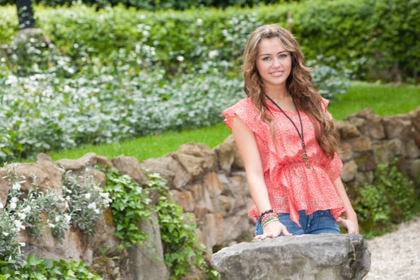 Hannah+Montana+Movie+Rome+Photocall+VZAehhA98dNl - miley cyrus