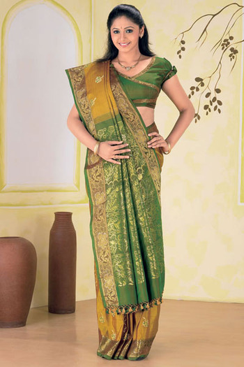 102414 - saree-uri2
