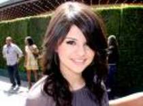 cool 23 - selena gomez cute