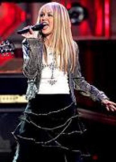 JJXIRTRNNNJDLOVUUAH - Hannah Montana
