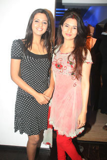 4230_1176778098911_1211853229_30495881_1652463_n-1