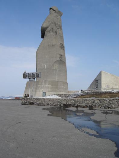 Murmansk-Monumentul eroilor-Aliosa - Murmansk