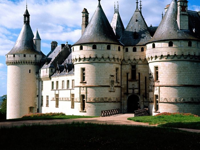 Chaumont Castle, France - CASTELE