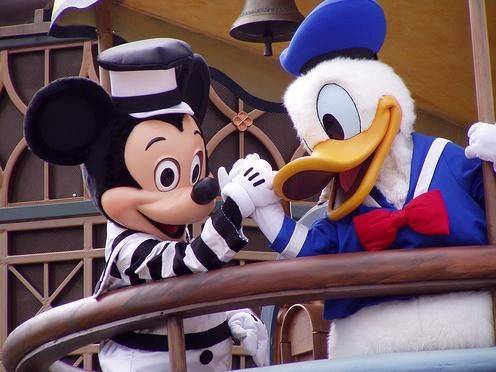 Mikey Mouse si Donald - Poze cu personaje diferite