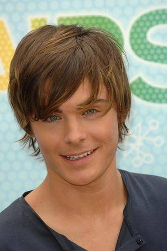 Zac_Efron_1221059134