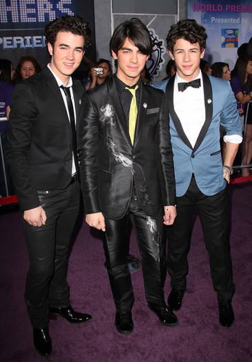 Walt Disney Pictures Jonas Brothers 3D Concert A0CQTY8aINgl