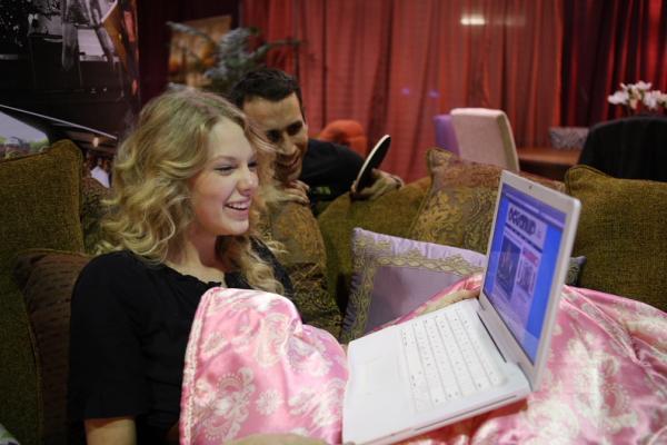 289ddz5 - Cat de mult o iubesc eu pe Taylor Swift